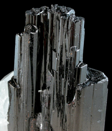 Hbnerite and Quartz from Pasto Bueno District, Pallasca Province, Ancash Department, Peru