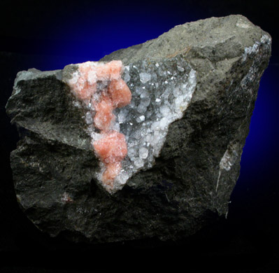 Gmelinite and Analcime from Flinders, Victoria, Australia