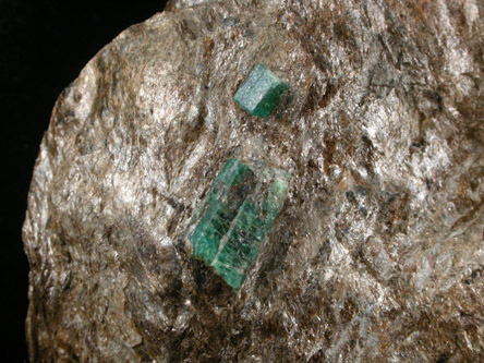 Beryl var. Emerald from Pirenopolis, Goias, Brazil