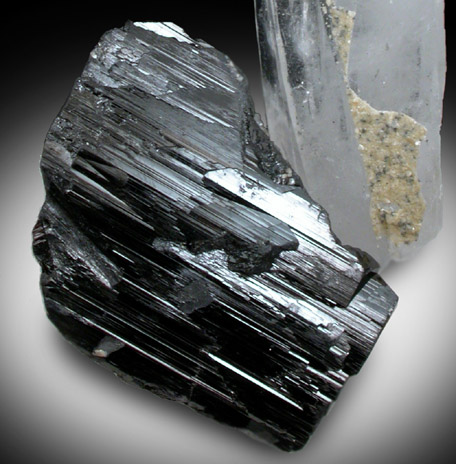 Ferberite and Quartz from Panasqueira Mine, Barroca Grande, 21 km. west of Fundao, Castelo Branco, Portugal