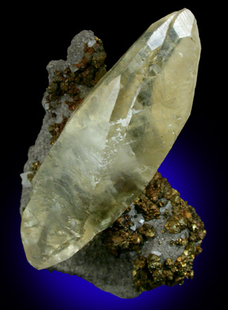 Calcite on Chalcopyrite from Milliken Mine, Viburnum Trend, Reynolds County, Missouri
