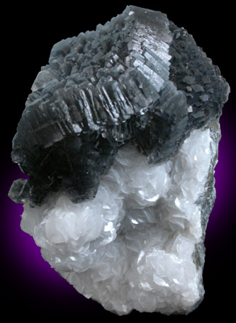 Calcite with Jamesonite inclusions from Quiruvilca District, Santiago de Chuco Province, La Libertad Department, Peru