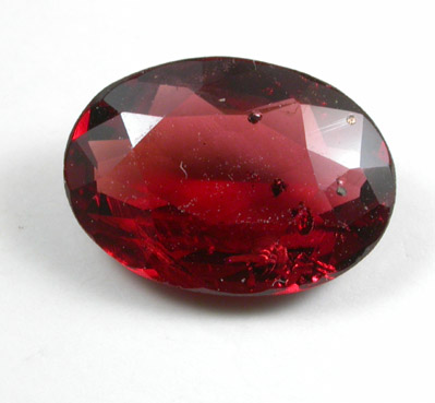 Almandine Garnet (with 3.07 carat faceted gemstone) from Emerald Creek, Latah County, Idaho