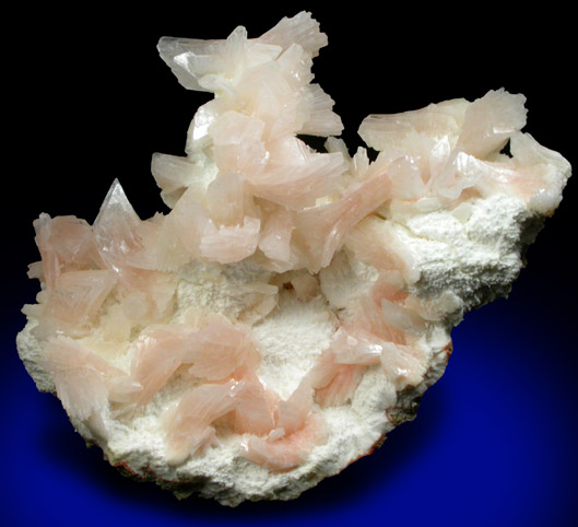 Heulandite-Ca on Mordenite from Rat's Nest Claim, near Challis, Custer County, Idaho