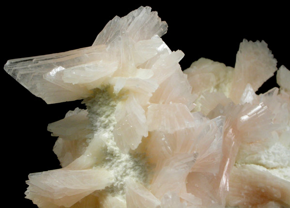 Heulandite-Ca on Mordenite from Rat's Nest Claim, near Challis, Custer County, Idaho