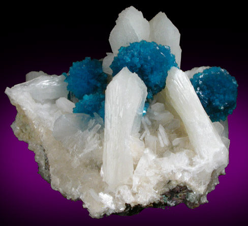 Cavansite on Stilbite from Wagholi Quarry, Maharashtra, India