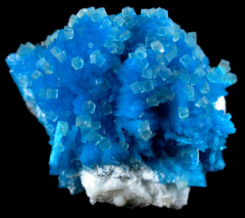 Cavansite on Mordenite with Calcite from Wagholi Quarry, Maharashtra, India