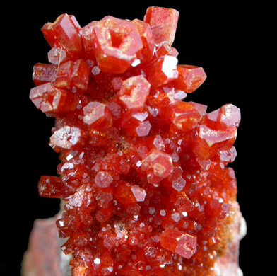 Vanadinite from Apache Mine (Vanadium Shaft), 8 km north of Globe, Gila County, Arizona