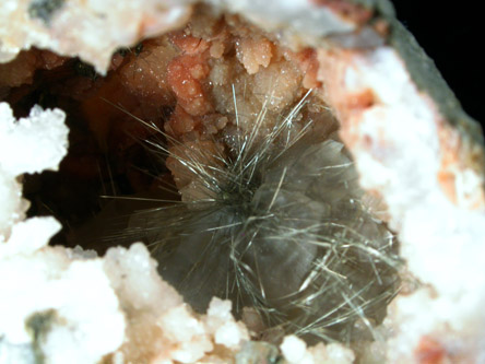 Millerite in Quartz Geode from US Route 27 road cut, Halls Gap, Lincoln County, Kentucky