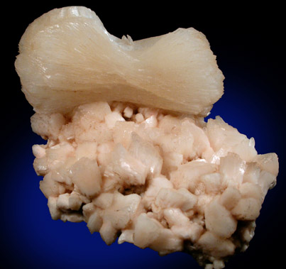 Stilbite-Ca on Heulandite from Aurangabad, Maharashtra, India