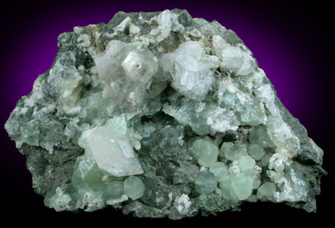 Apophyllite, Prehnite, Pumpellyite from O and G Industries Southbury Quarry, Southbury, New Haven County, Connecticut