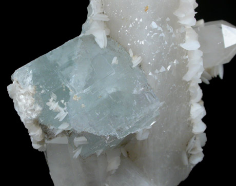 Fluorite, Calcite on Quartz from Xianghualing Cassiterite Mine, 32 km north of Linwu, Hunan Province, China