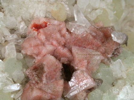 Chabazite on Prehnite and Calcite from New Street Quarry, Paterson, Passaic County, New Jersey