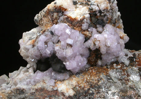 Fluorapatite from Emmons Quarry, southeastern slope of Uncle Tom Mountain,  Greenwood, Oxford County, Maine