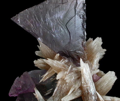 Strontianite on Fluorite from Minerva #1 Mine, Cave-in-Rock District, Hardin County, Illinois