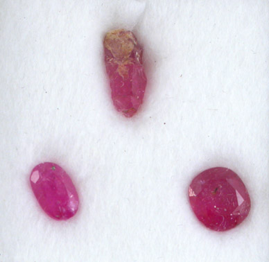 Corundum var. Ruby (crystal plus faceted gemstone) from Ratnapura, Sabaragamuwa Province, Sri Lanka