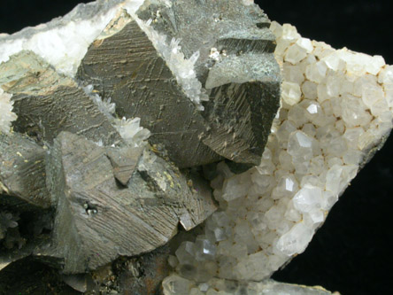 Chalcopyrite on Quartz from Bansk Stiavnica (Schemnitz), Bansk Bystrica, Stiavnicke Mountains, Slovak Republic (Slovakia)