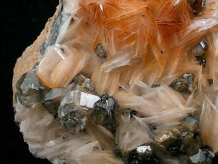 Cerussite on Barite from Mibladen, Haute Moulouya Basin, Zeida-Aouli-Mibladen belt, Midelt Province, Morocco