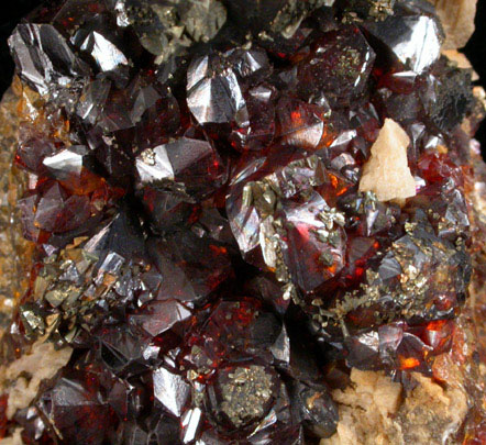 Sphalerite, Chalcopyrite, Dolomite from Tri-State Lead-Zinc Mining District, near Joplin, Jasper County, Missouri