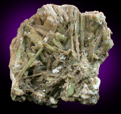Diopside var. Malacolite from Orford Nickel Mine, 5.6 km southwest of Saint-Denis-de-Brompton, Québec, Canada