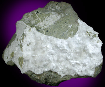 Artinite and Hydromagnesite from Spring Street Excavation, Staten Island, New York City, New York