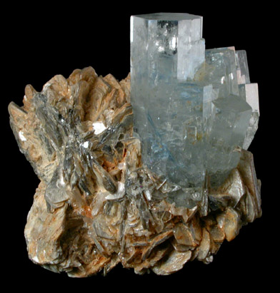 Beryl var. Aquamarine with moveable bubble inclusions from Pech, Kunar Province, Afghanistan