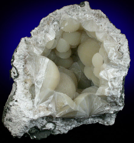 Pectolite from Millington Quarry, Bernards Township, Somerset County, New Jersey
