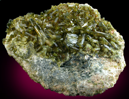 Epidote from Capelinha, Minas Gerais, Brazil