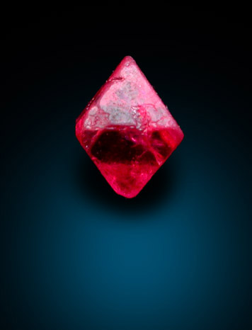 Spinel from Pein Pyit, Mogok District, 115 km NNE of Mandalay, border region between Sagaing and Mandalay Divisions, Myanmar