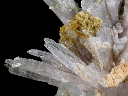 Quartz var. Amethystine with Epidote from Alchuri, Shigar Valley, Skardu District, Baltistan, Gilgit-Baltistan, Pakistan