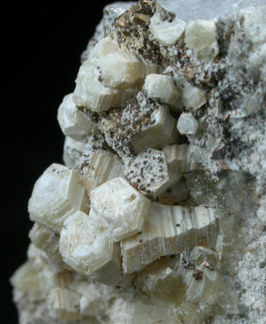 Weloganite from Francon Quarry, Montral, le de Montral, Qubec, Canada (Type Locality for Weloganite)