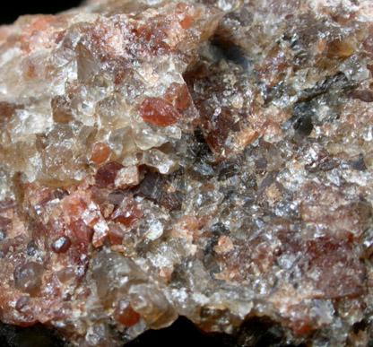 Natronambulite with Serandite in Quartz from Tanohata Mine, Iwate, Honshu, Japan (Type Locality for Natronambulite)