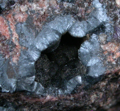 Romanchite with Arseniosiderite from Romanche-Thorins, Mcon, Sane et Loire, France (Type Locality for Romanchite and Arseniosiderite)