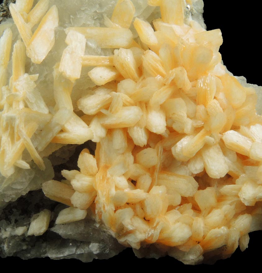 Stilbite-Ca on Calcite from IRT Pelham Line Subway under Southern Boulevard, Bronx, New York City, Bronx County, New York