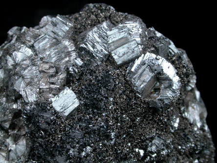 Ramsdellite from Mistake Mine, 9 km north of Wickenburg, Yavapai County, Arizona