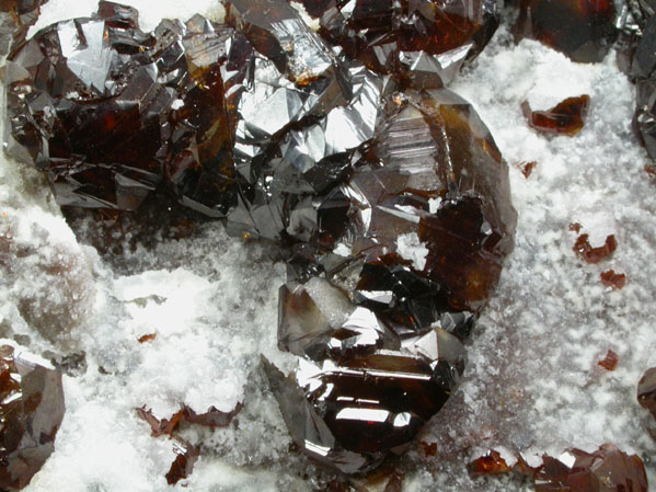 Sphalerite, Calcite and Quartz from Shuikoushan Mine, Hunan Province, China