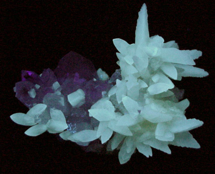 Calcite, Heulandite, Apophyllite from Mirzapur, Uttar Pradesh, India