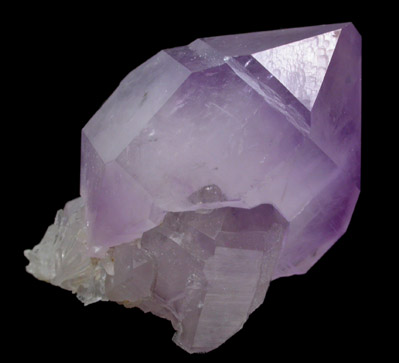 Quartz var. Amethyst from Jackson's Crossroads, 46.5 km east of Athens, Wilkes County, Georgia