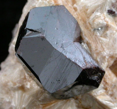 Rutile (twinned crystals) in Pyrophyllite from Champion Mine, 6 km WSW of White Mountain Peak, White Mountains, Mono County, California
