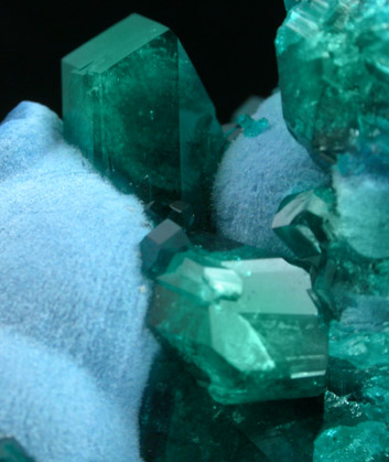 Dioptase on Plancheite from Omaue, Kaokoveld, Namibia