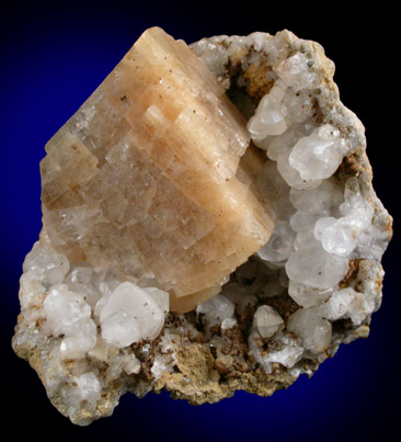 Chabazite and Calcite from Prospect Park Quarry, Prospect Park, Passaic County, New Jersey