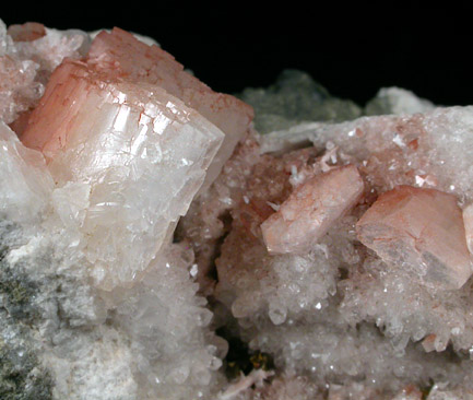 Heulandite-Ca with Laumontite and Quartz from Prospect Park Quarry, Prospect Park, Passaic County, New Jersey