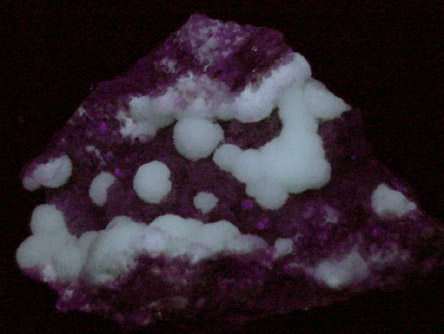 Strontianite from Meckley's Quarry, 1.2 km south of Mandata, Northumberland County, Pennsylvania