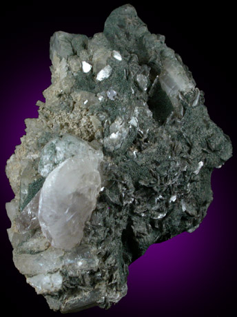 Quartz, Fluorapatite, Chlorite, Albite from Predoi, Valle d'Aurino, Bolzano, Italy