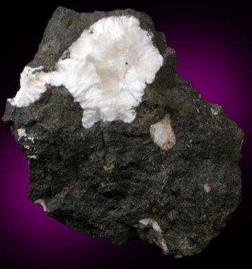 Natrolite from Lafreiderhole, Alpe Seis, Trentino, Italy