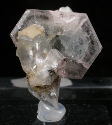 Fluorapatite from Dassu, Braldu Valley, Baltistan, Gilgit-Baltistan, Pakistan