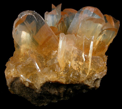 Gypsum var. Selenite (twinned crystals) from Las Salinas de Paracas, Pisco, Ica Department, Peru