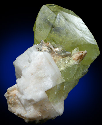 Brazilianite from Lavra do Corrego Frio, Linpolis, Divino das Laranjeras, Minas Gerais, Brazil (Type Locality for Brazilianite)