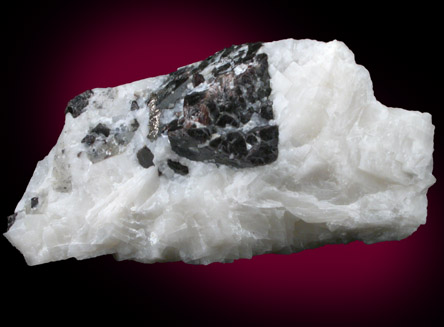 Spinel in marble from Lime Crest Quarry (Limecrest), Sussex Mills, 4.5 km northwest of Sparta, Sussex County, New Jersey