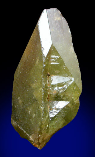 Titanite var. Sphene (twinned crystals) from Minas Gerais, Brazil